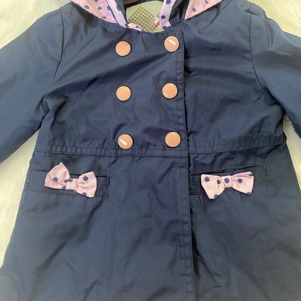 Coat - Picture 4 of 4